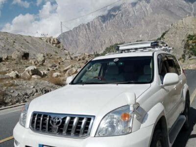 Explore Pakistan with Local Experts – Himalayas, Karakoram & Cultural Tours